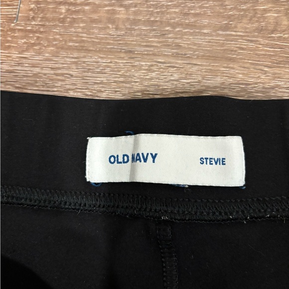 Old Navy Stevie Capri Legging Large - Picture 2 of 2